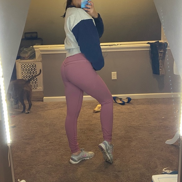 Pink bootylicious leggings - Picture 2 of 5